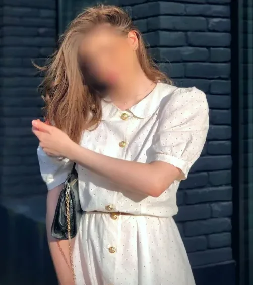 Carina, 25