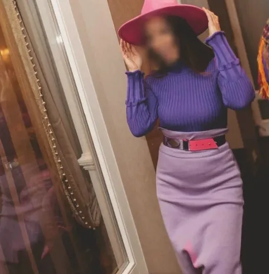 Chiara, 35