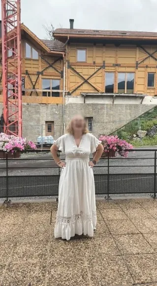 Elisa, 28