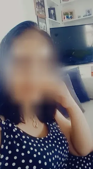 Emma, 31