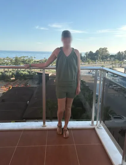 Helena, 38