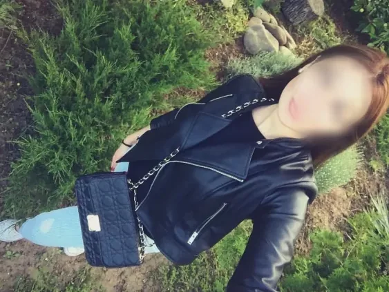 Nicole, 31