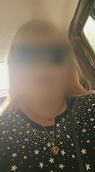 Nora, 25