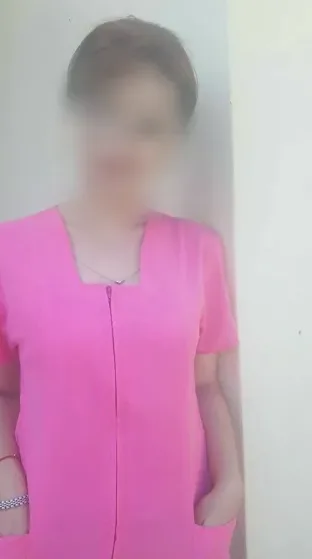 Sina, 33