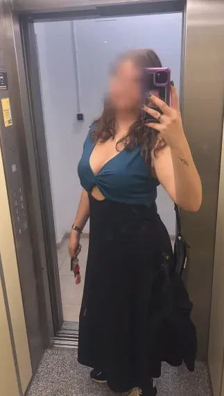 Sophia, 35